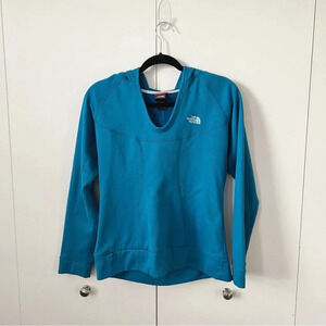 The North Face Hooded Pullover Woman’s Size M